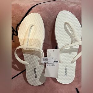 Old Navy T-Strap Sandals